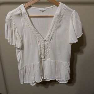 Eyeshadow Cream V-Neck Buttoned Blouse